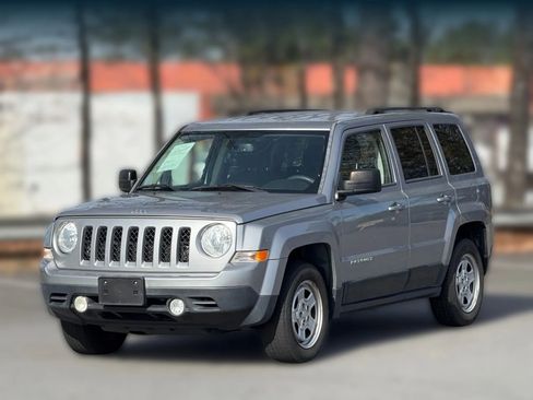 Used 2016 Jeep Patriot Sport w/ Power Value Group image 6