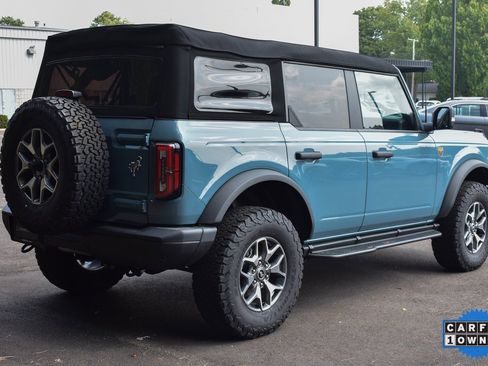 Used 2023 Ford Bronco Badlands image 7