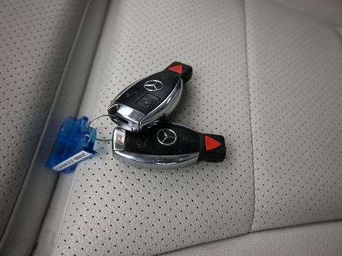 Used 2016 Mercedes-Benz C 300 4MATIC Sedan image 49