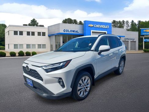 Used 2025 Toyota RAV4 XLE Premium w/ Weather Package AWD/4WD image 1