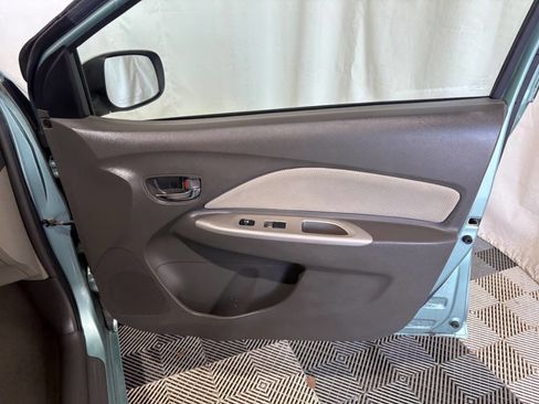 Used 2009 Toyota Yaris Sedan image 12