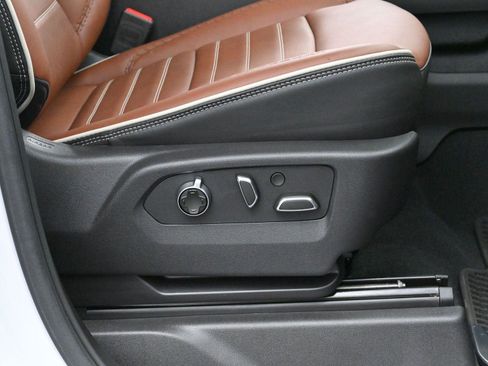 Used 2025 GMC Sierra 2500 Denali Ultimate image 33