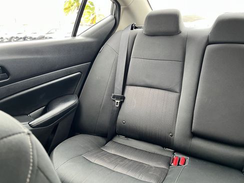Used 2024 Nissan Altima 2.5 SV FWD image 39