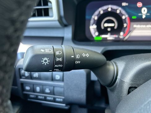Certified 2025 Toyota 4Runner TRD Off-Road AWD/4WD image 19