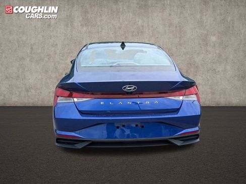 Certified 2023 Hyundai Elantra SEL w/ Convenience Package FWD image 7
