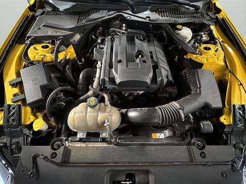 Used 2017 Ford Mustang Premium w/ Ecoboost Performance Package image 9