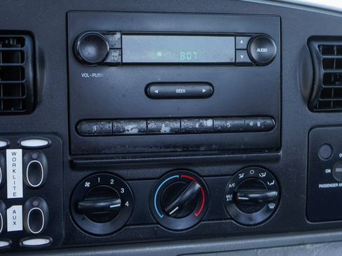 Used 2006 Ford F450 XL RWD image 32