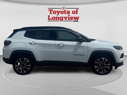 Used 2022 Jeep Compass Limited AWD/4WD image 6
