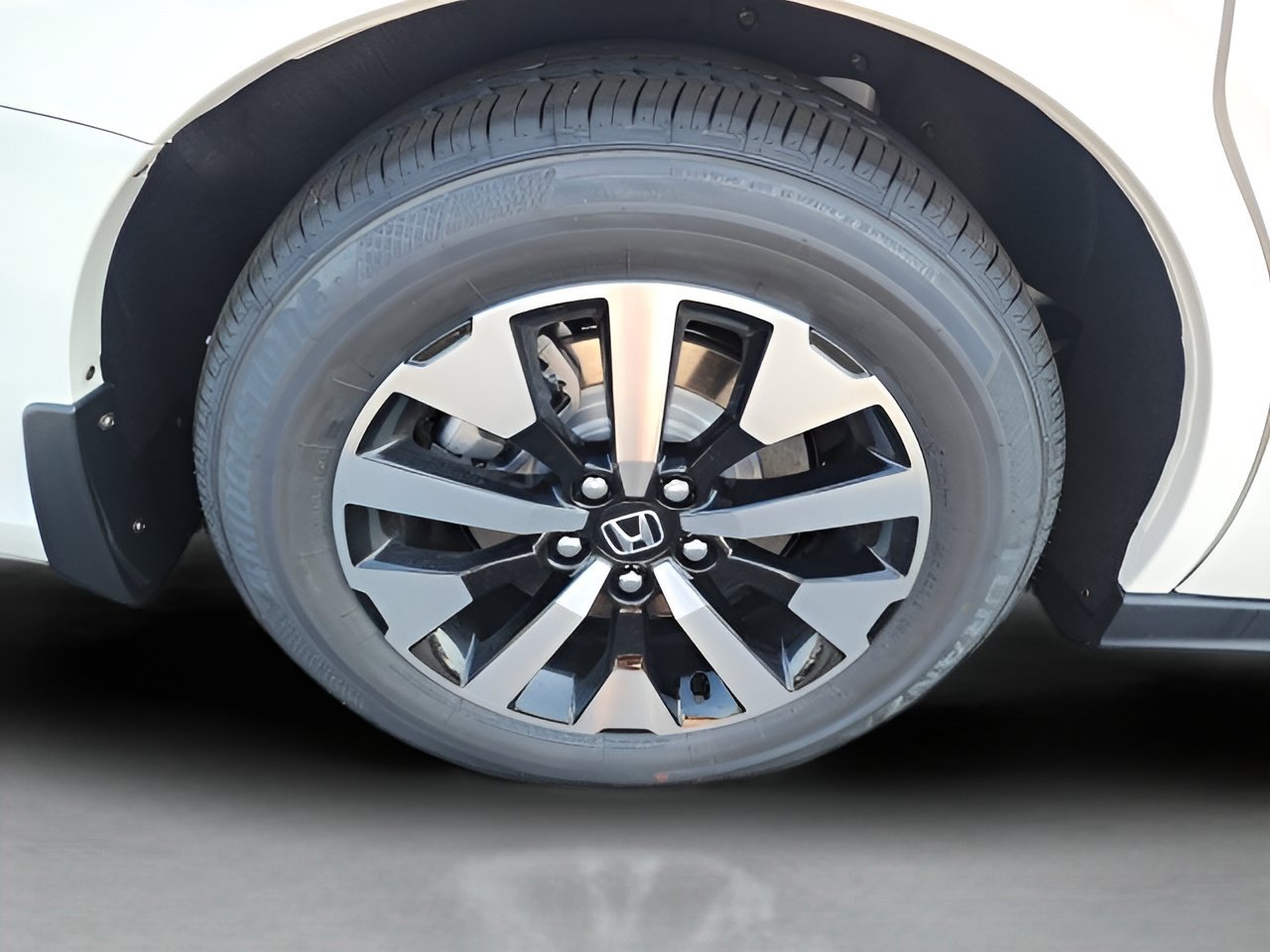 New 2027 Honda Odyssey EX-L image 9