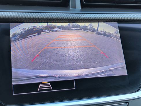 Used 2022 Buick Encore GX Select w/ Sport Touring Package image 25