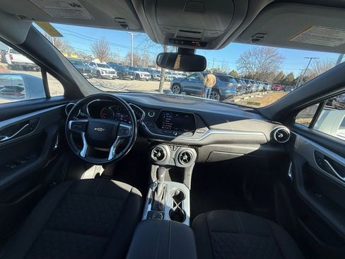 Used 2020 Chevrolet Blazer LT image 26