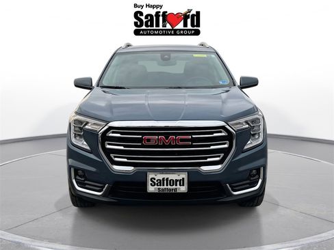 Used 2024 GMC Terrain SLT image 7