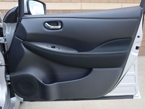 Used 2023 Nissan Leaf S FWD image 22