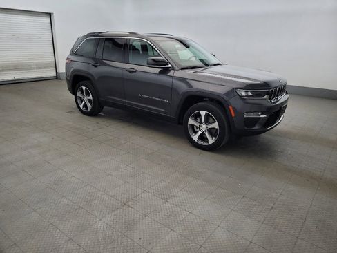 Used 2024 Jeep Grand Cherokee Limited 4xe AWD/4WD image 11