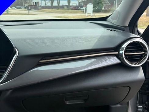 Used 2025 Chevrolet Trax ACTIV w/ Driver Confidence Package image 30