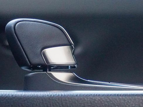 New 2026 Lexus UX 300h FWD image 27