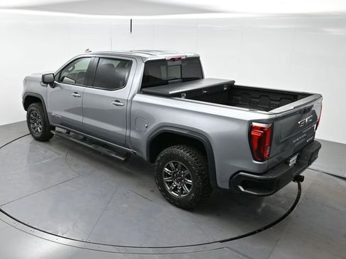 Used 2024 GMC Sierra 1500 AT4X image 39