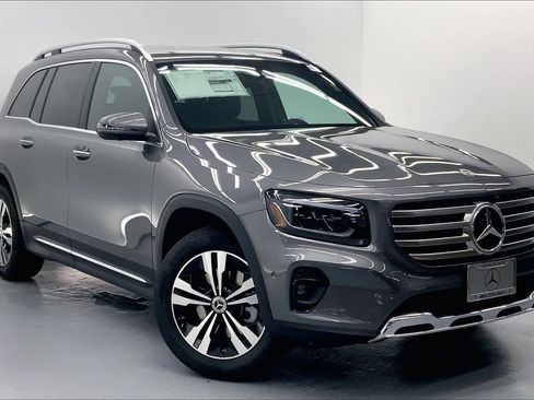 Used 2026 Mercedes-Benz GLB 250 image 4