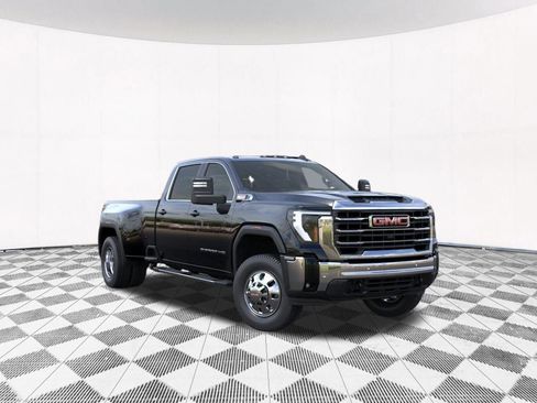 New 2026 GMC Sierra 3500 SLE w/ SLE Value Package image 7