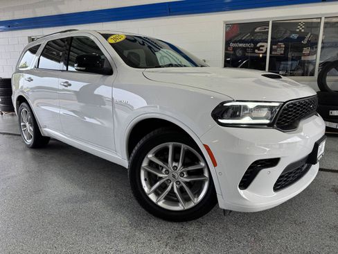 Used 2025 Dodge Durango R/T AWD/4WD image 2