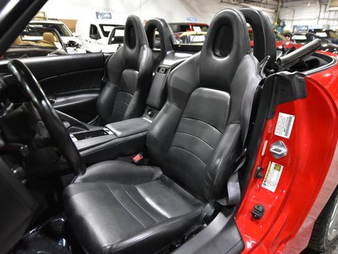 Used 2004 Honda S2000 image 32