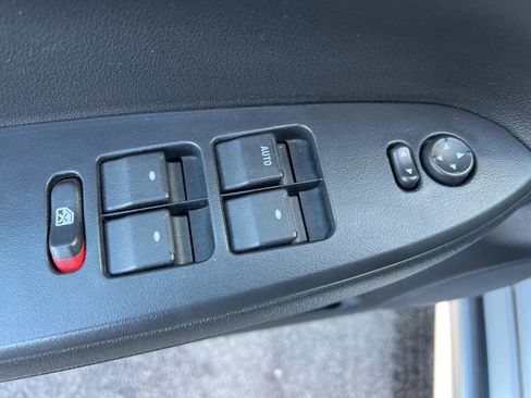 Used 2009 Chevrolet Impala LT image 13