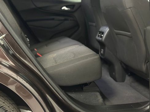 Used 2020 Chevrolet Equinox LT FWD image 19