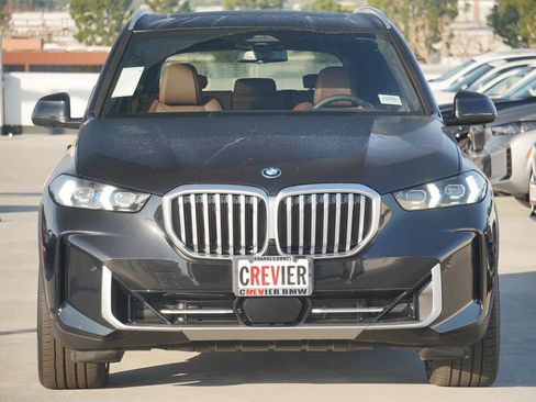 Used 2026 BMW X5 xDrive50e w/ Premium Package AWD/4WD image 2