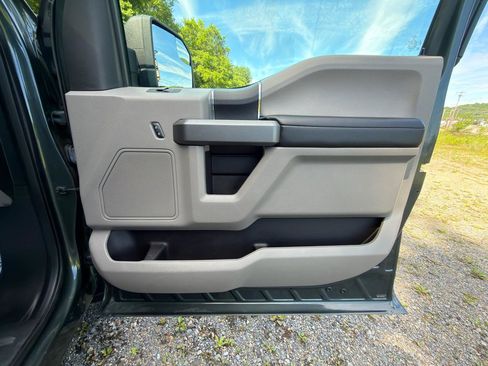 Used 2018 Ford F150 XLT AWD/4WD image 26