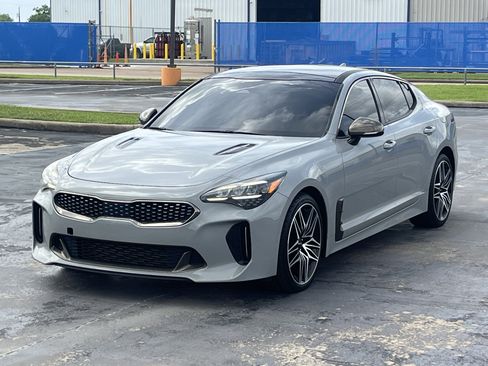 Used 2022 Kia Stinger GT1 RWD image 5