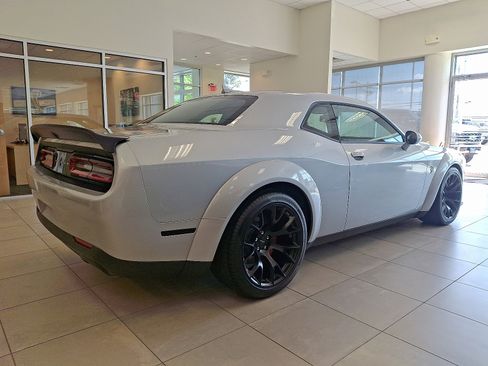 Used 2023 Dodge Challenger SRT Hellcat image 12