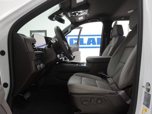 New 2026 Chevrolet Tahoe LT w/ Comfort Package image 18