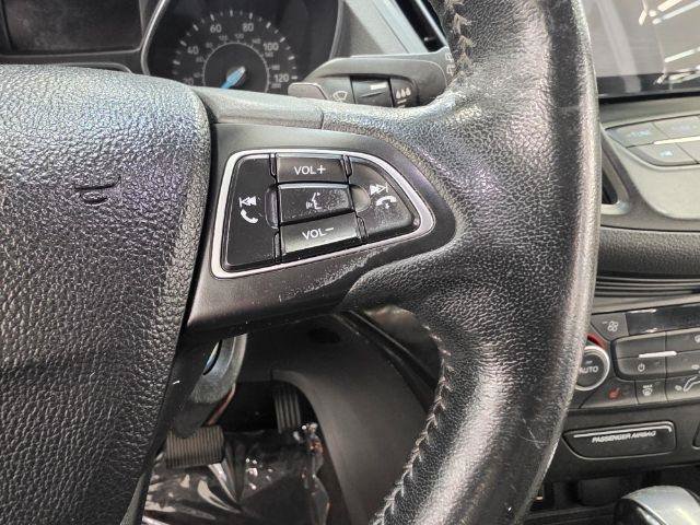 Used 2018 Ford Escape SE w/ SE Sport Appearance Package AWD/4WD image 13