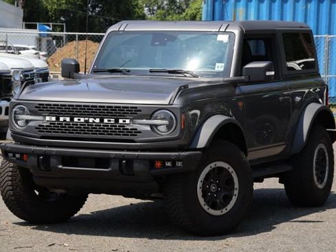 Certified 2022 Ford Bronco Badlands AWD/4WD image 1