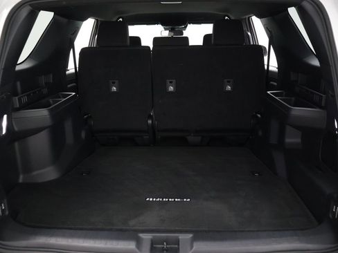 Used 2025 Toyota 4Runner SR5 image 22