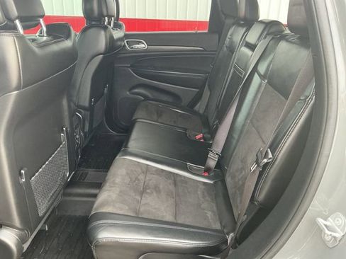 Used 2021 Jeep Grand Cherokee Laredo X image 37