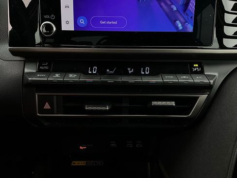 Used 2025 Toyota Camry LE image 26