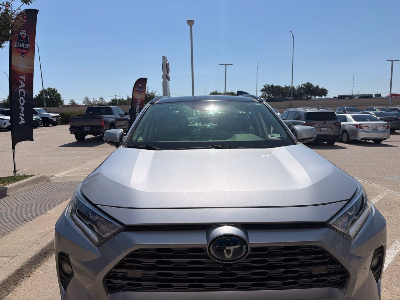 Used 2019 Toyota RAV4 Limited AWD/4WD image 9