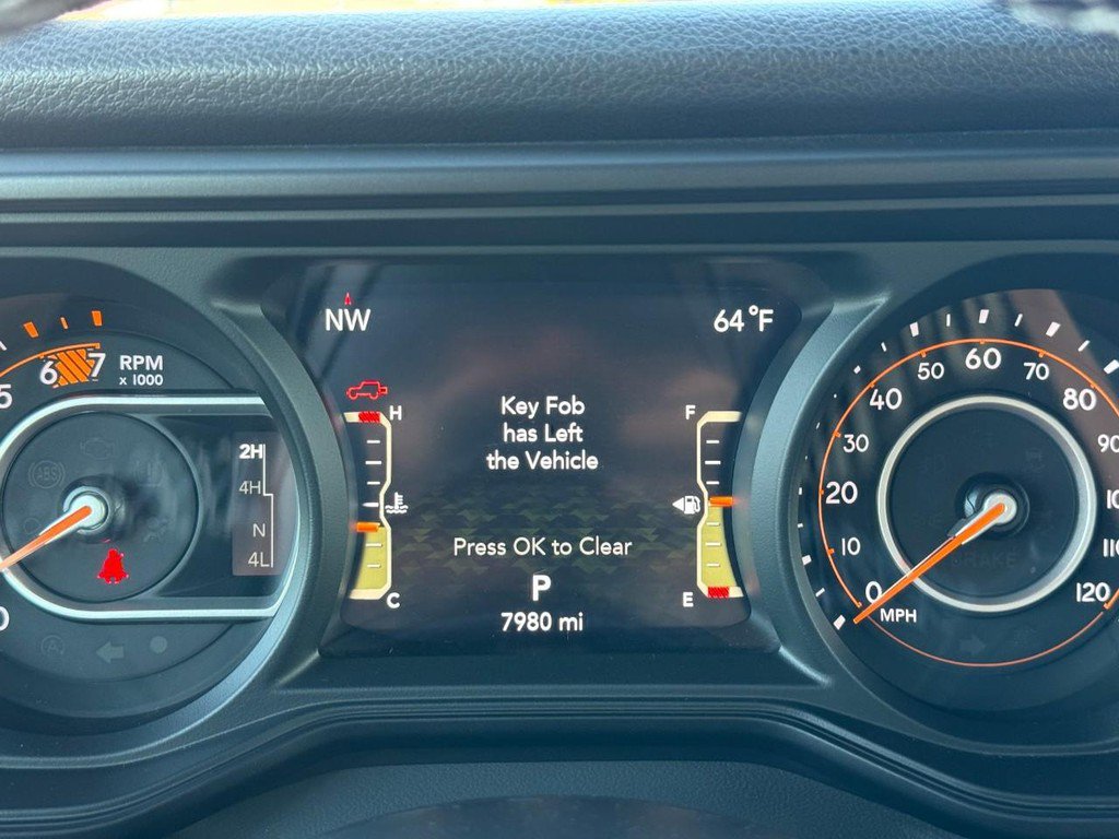 Used 2025 Jeep Wrangler Unlimited Sport AWD/4WD image 20