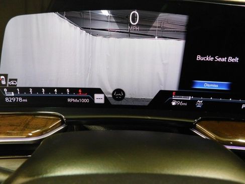 Used 2021 Cadillac Escalade ESV Sport Platinum w/ Heavy-Duty Trailer Package image 33