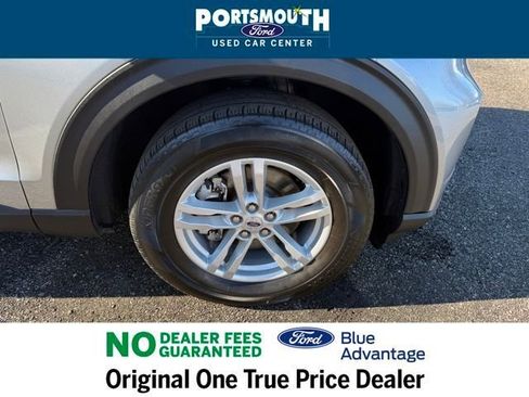Certified 2022 Ford Explorer XLT w/ Equipment Group 202A AWD/4WD image 36