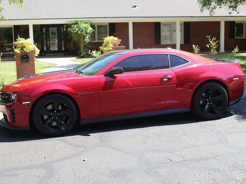 Used 2013 Chevrolet Camaro ZL1 RWD image 39