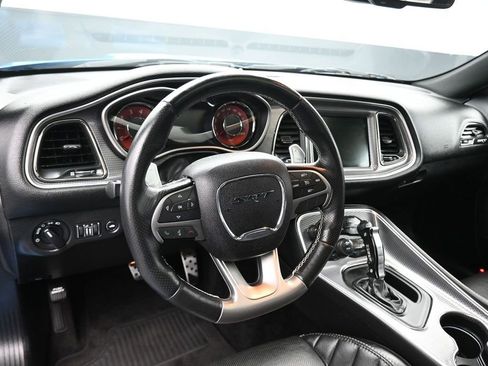 Used 2016 Dodge Challenger SRT Hellcat RWD image 14