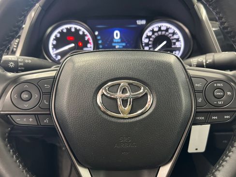 Used 2023 Toyota Camry SE image 20
