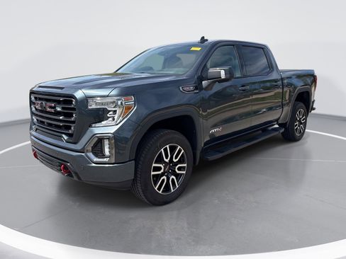 Used 2020 GMC Sierra 1500 AT4 w/ AT4 Premium Package image 3