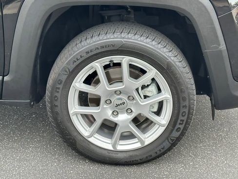 Certified 2022 Jeep Renegade Latitude image 15