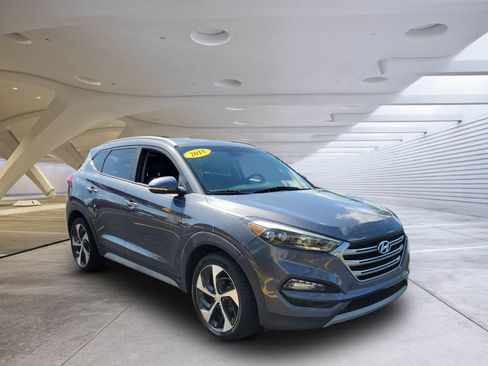 Used 2018 Hyundai Tucson Limited w/ Cargo Package FWD image 1