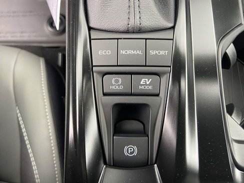 New 2026 Toyota Camry SE FWD image 21