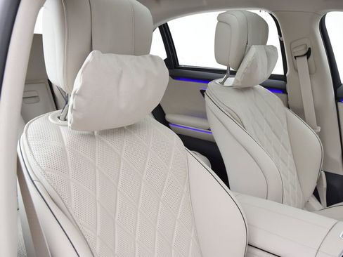 New 2026 Mercedes-Benz S 580e 4MATIC Sedan image 17