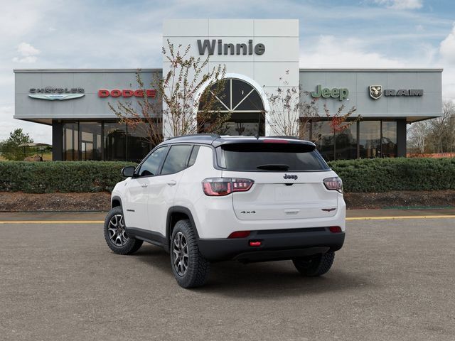 Used 2026 Jeep Compass Trailhawk AWD/4WD image 3